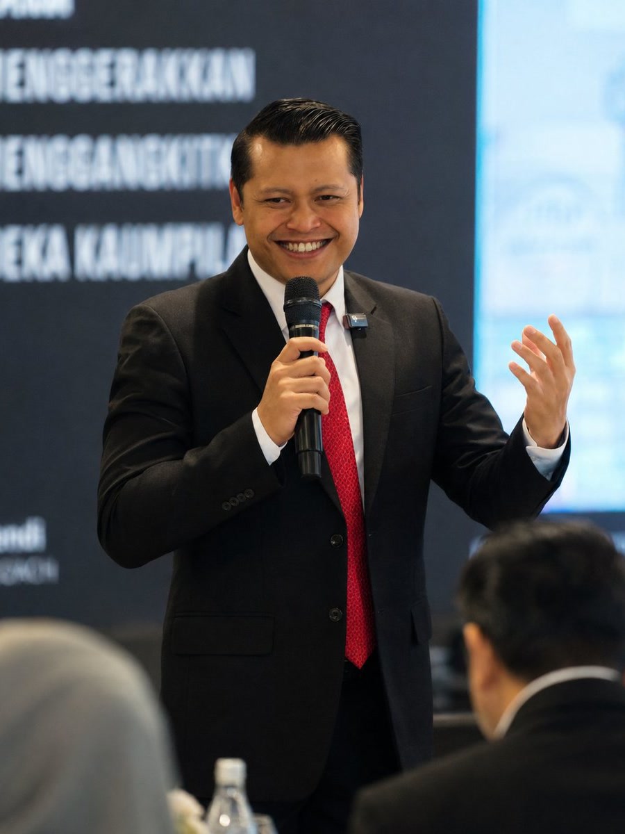 Dr. Hendi Pratama